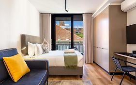 303 Marvol On Hall